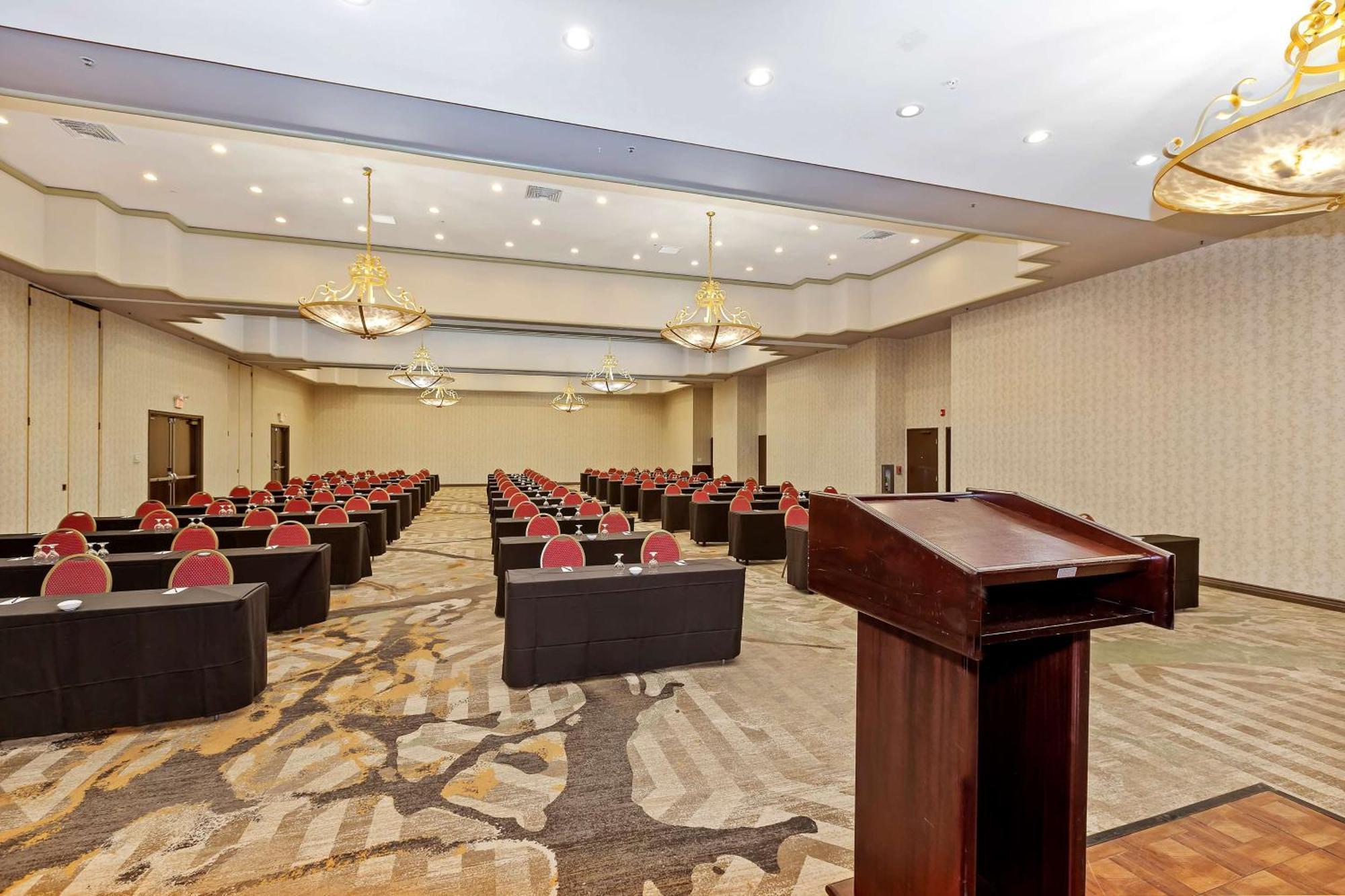 Doubletree By Hilton Whittier Otel Dış mekan fotoğraf