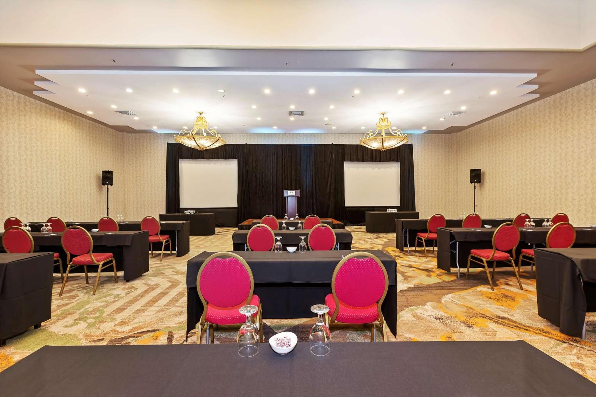 Doubletree By Hilton Whittier Otel Dış mekan fotoğraf