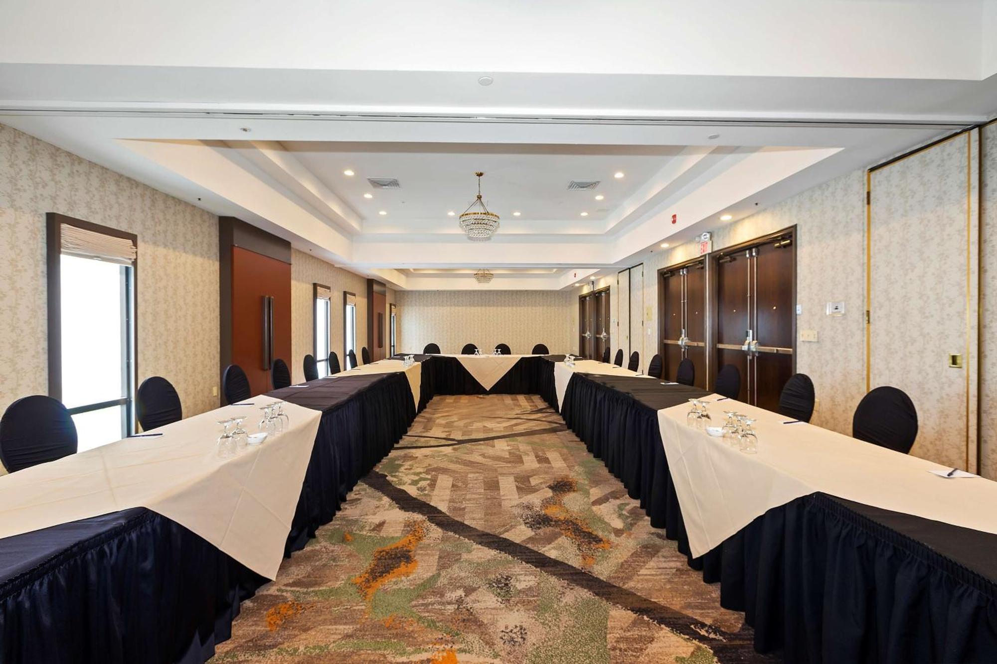 Doubletree By Hilton Whittier Otel Dış mekan fotoğraf