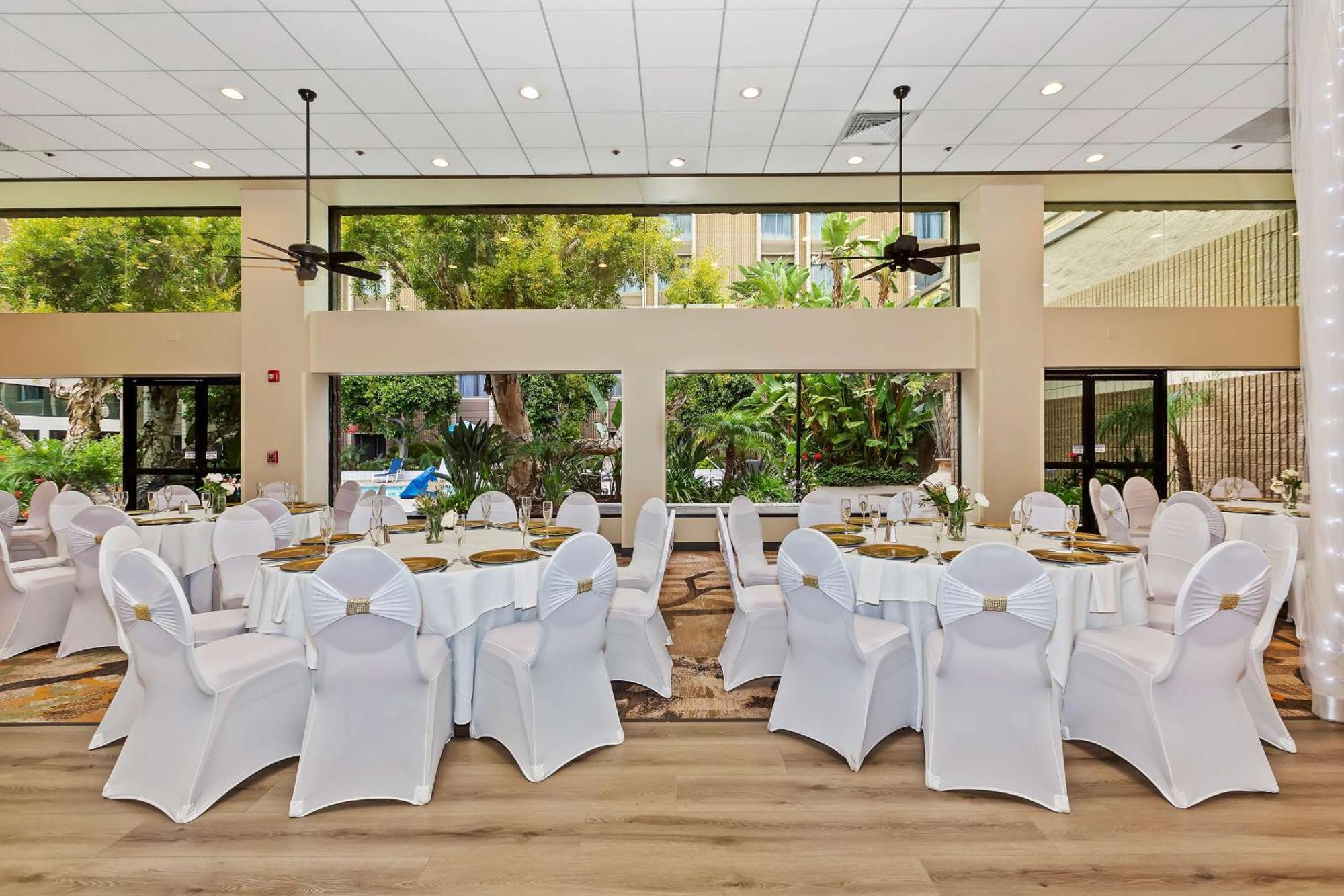 Doubletree By Hilton Whittier Otel Dış mekan fotoğraf