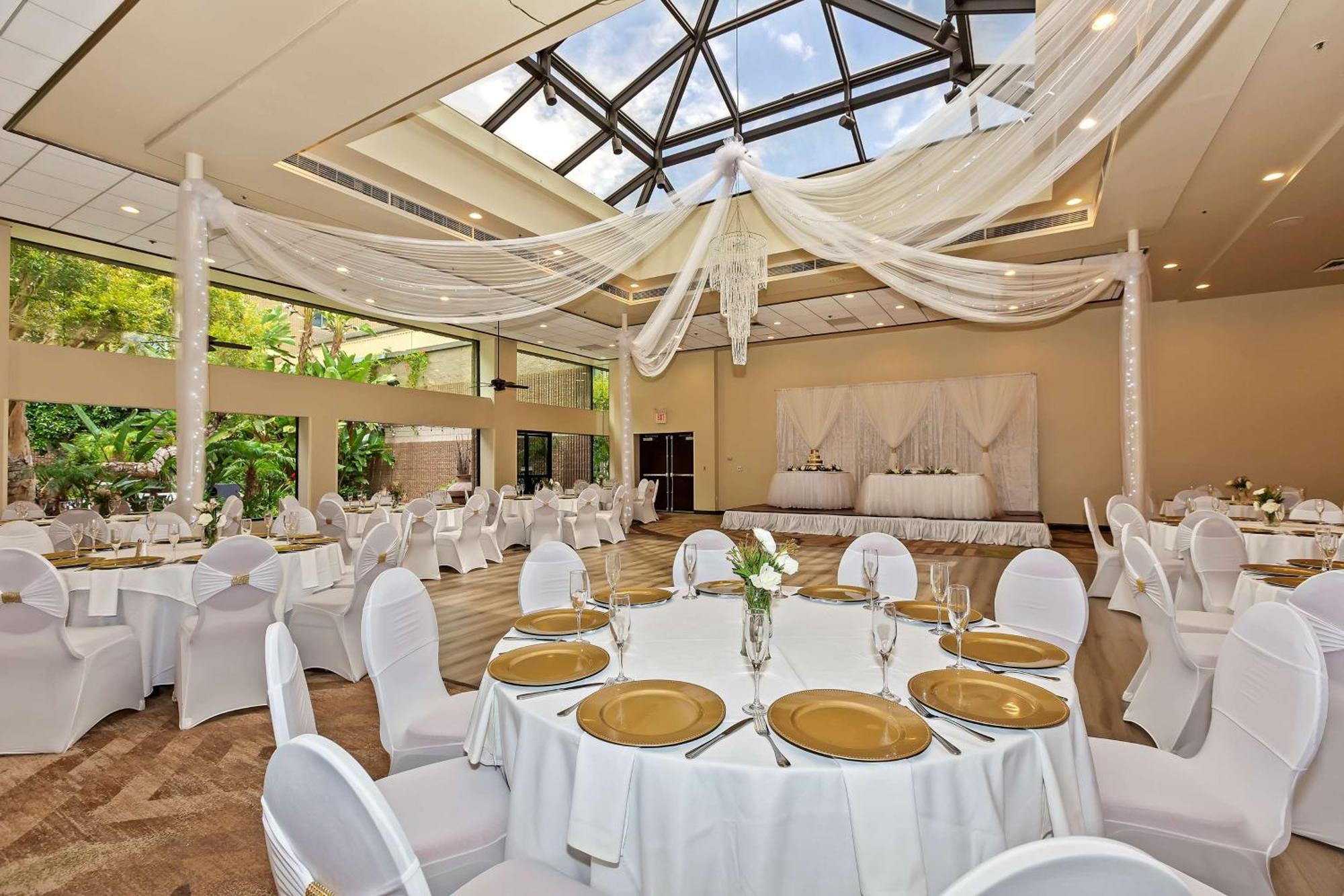 Doubletree By Hilton Whittier Otel Dış mekan fotoğraf
