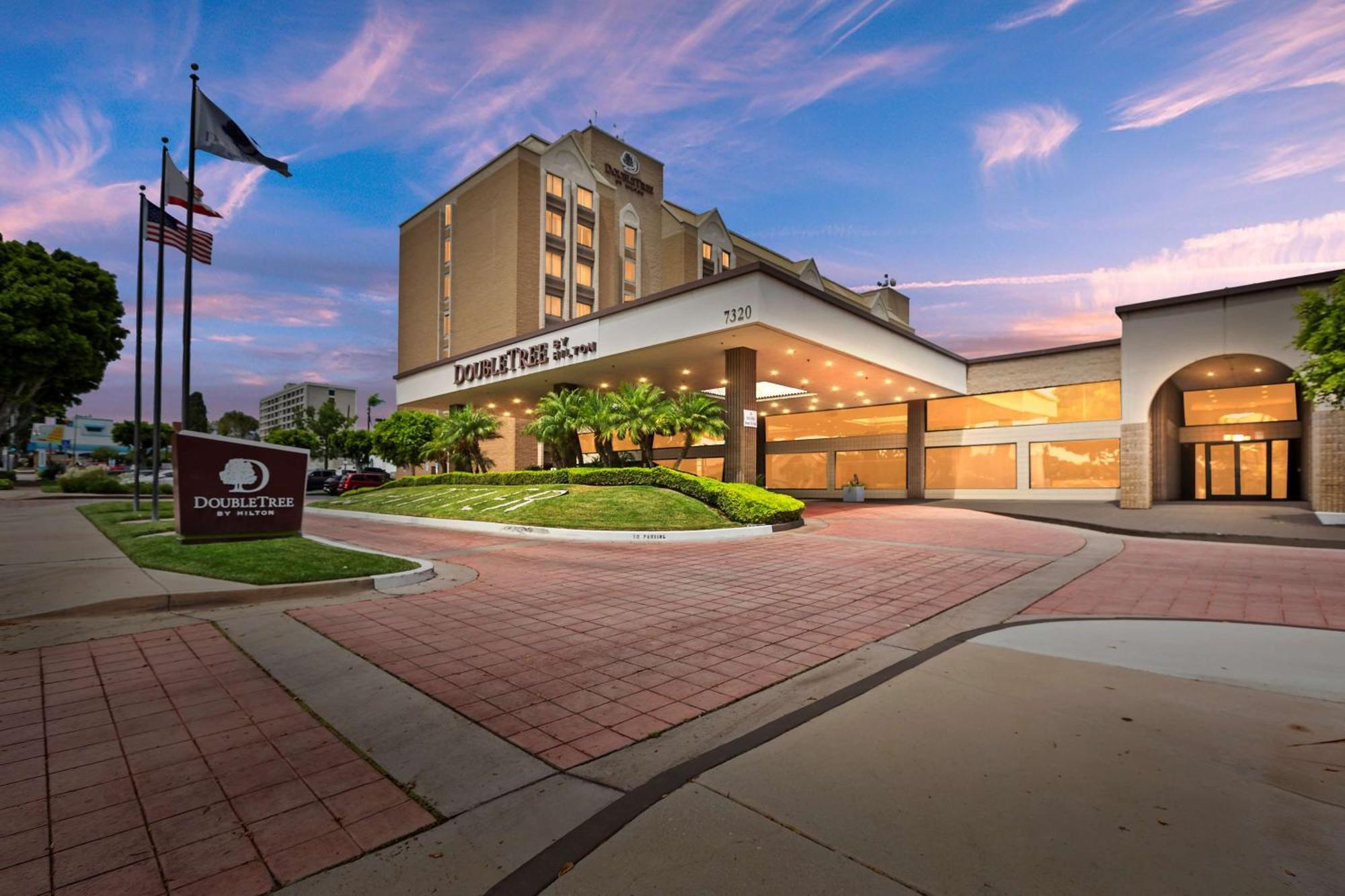 Doubletree By Hilton Whittier Otel Dış mekan fotoğraf